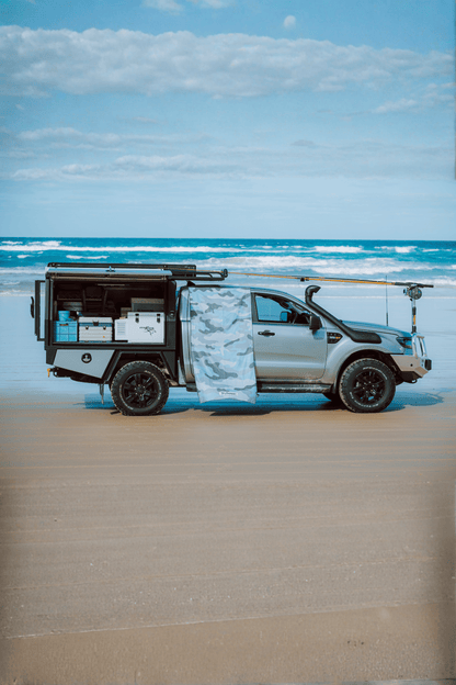 MARLIN - Sand Free Magnetic Beach Towel