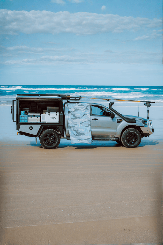 MARLIN - Sand Free Magnetic Beach Towel