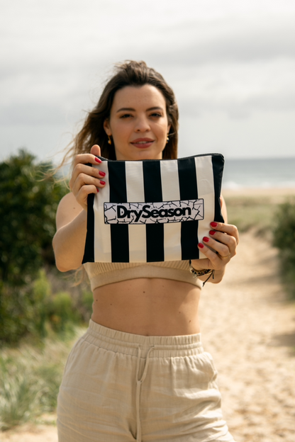 EL QUESTRO - Sand Free Magnetic Beach Towel In Black & Cream